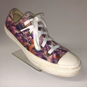Women's Sz 6 Converse All Star Chuck Taylor Purple
